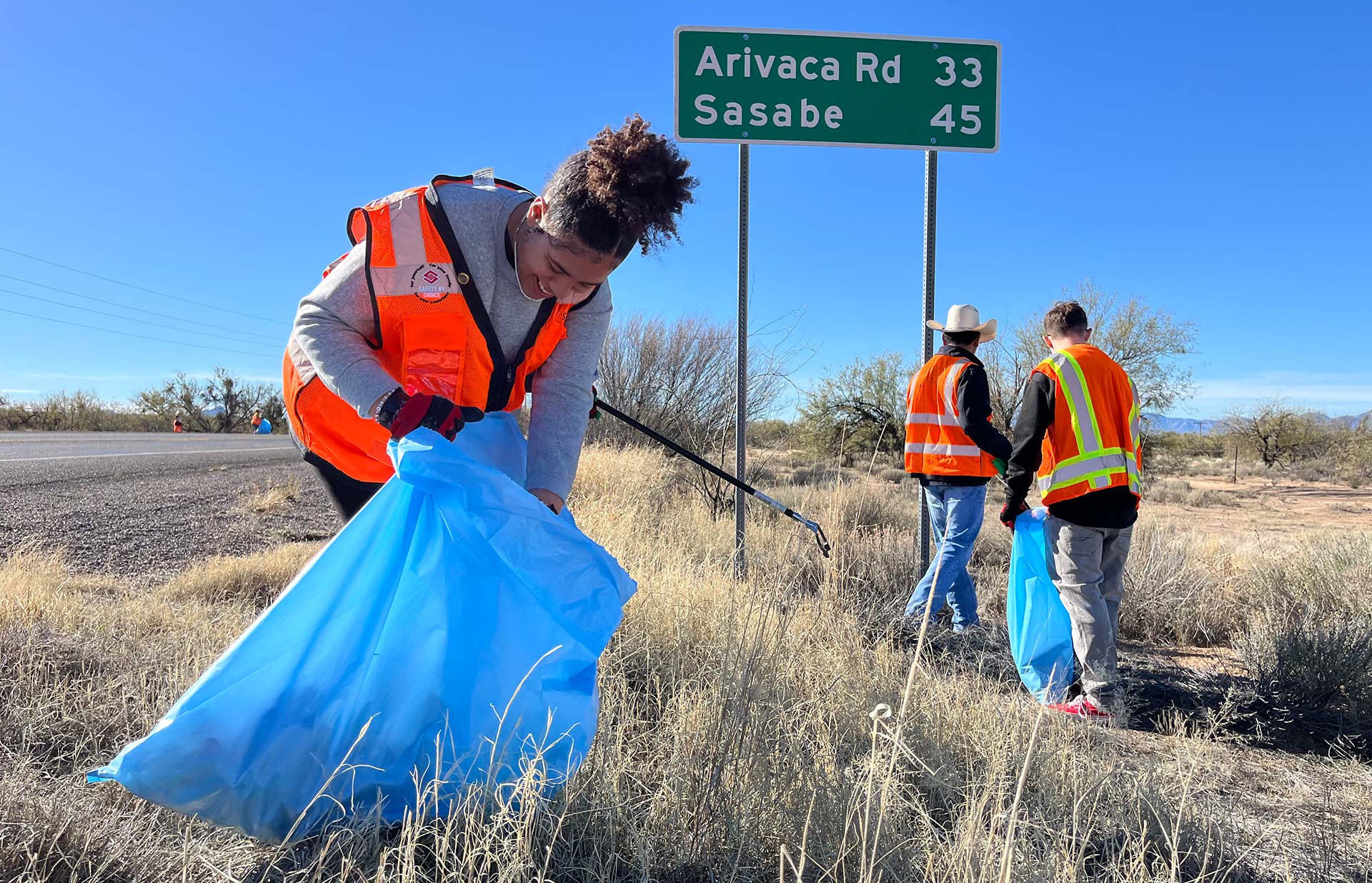 The Altar Valley Middle School student council volunteer in the 2024 All the Way to the Border cleanup of Highway 286.