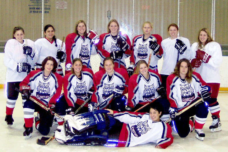 UA Women's Hockey Icers 2004-2005 team photo