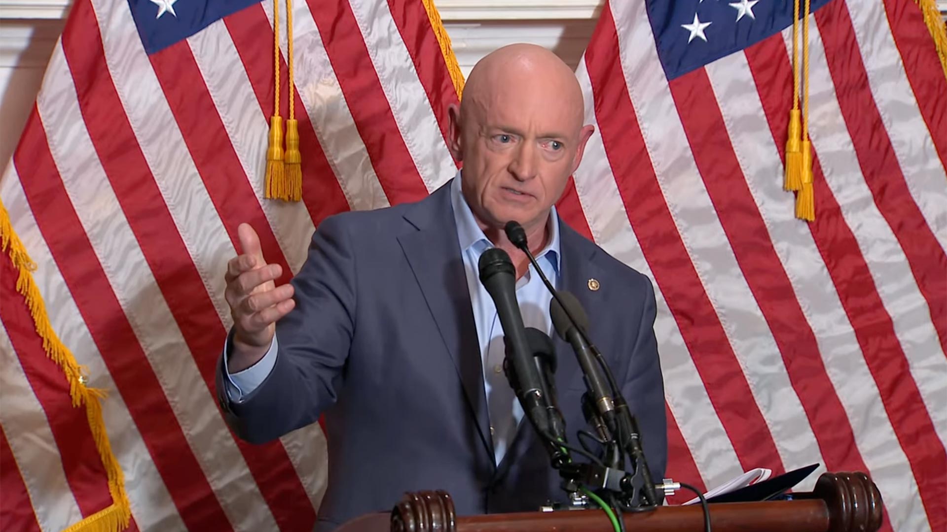 Kelly accuses Trump of Constitutional ignorance, refuses to be silenced amid political threats