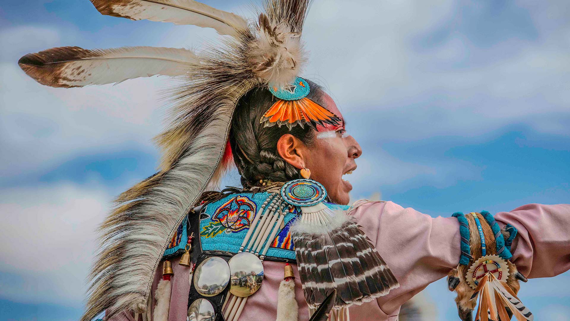 powwow dancer series hero