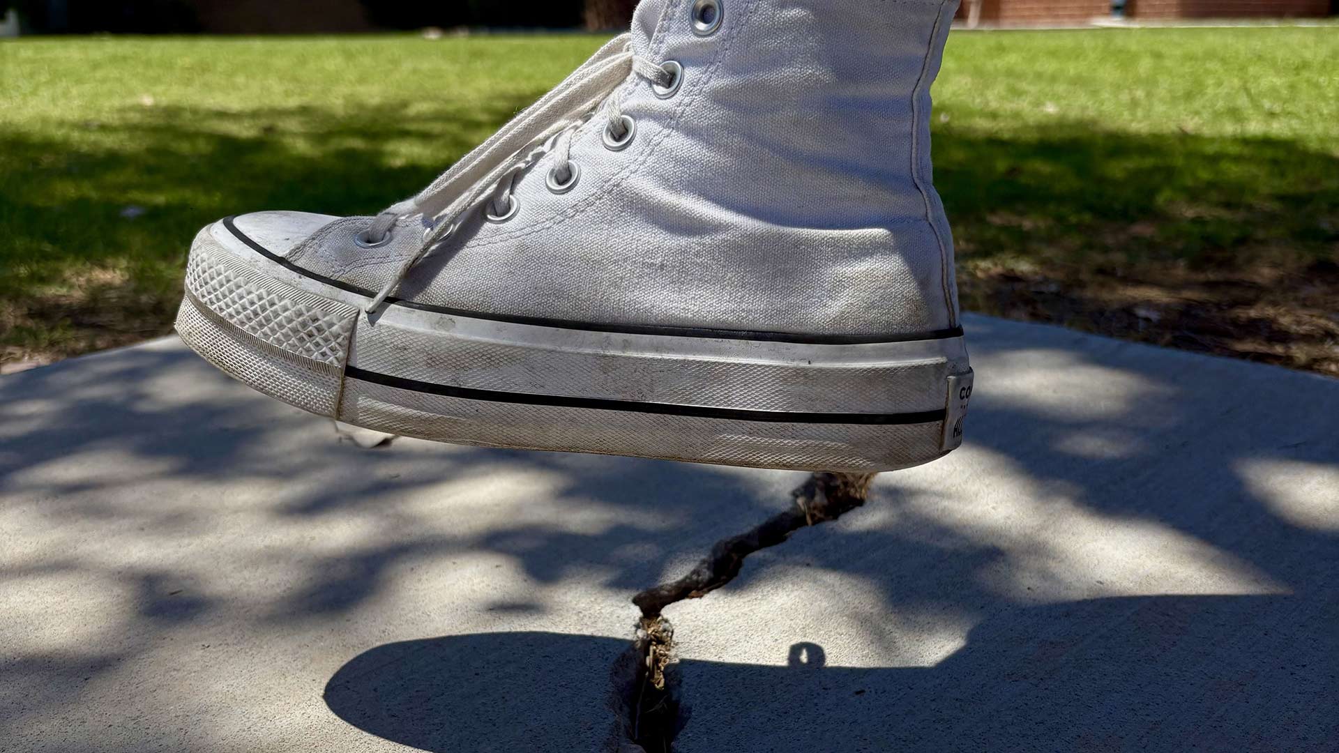cracks shoe photo hero