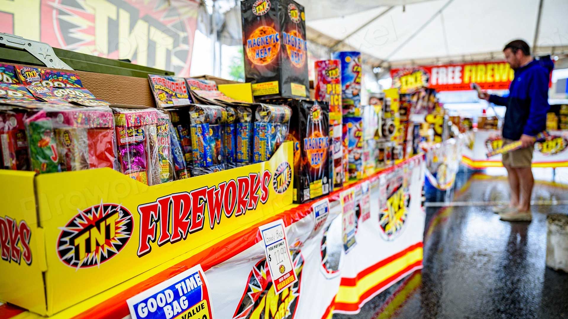 fireworks sale tent hero