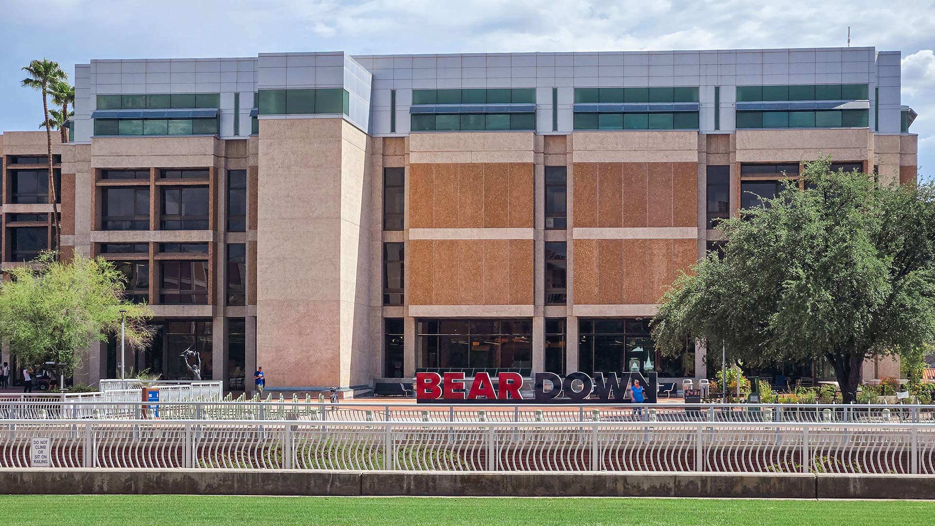 UA Library 