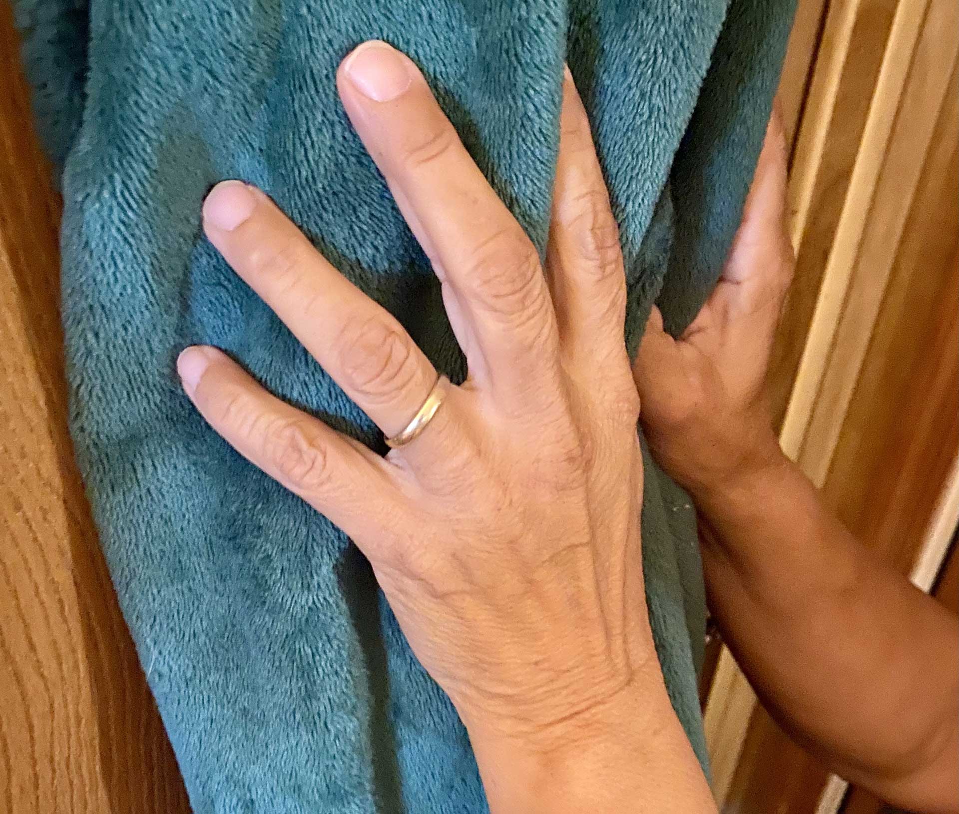Mari's hands