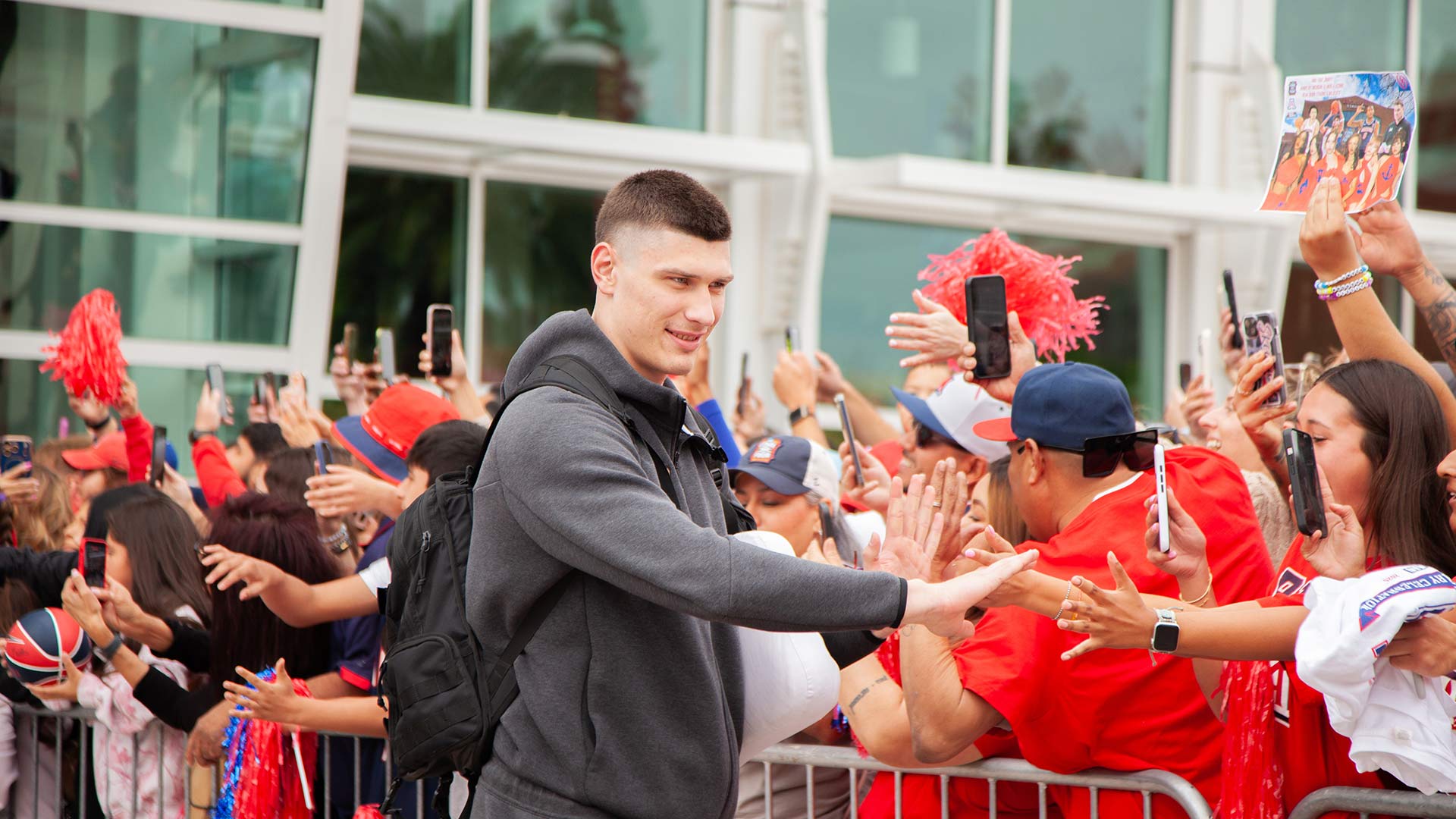 Final Four send-off: Arizona fans bring the energy to McKale Center