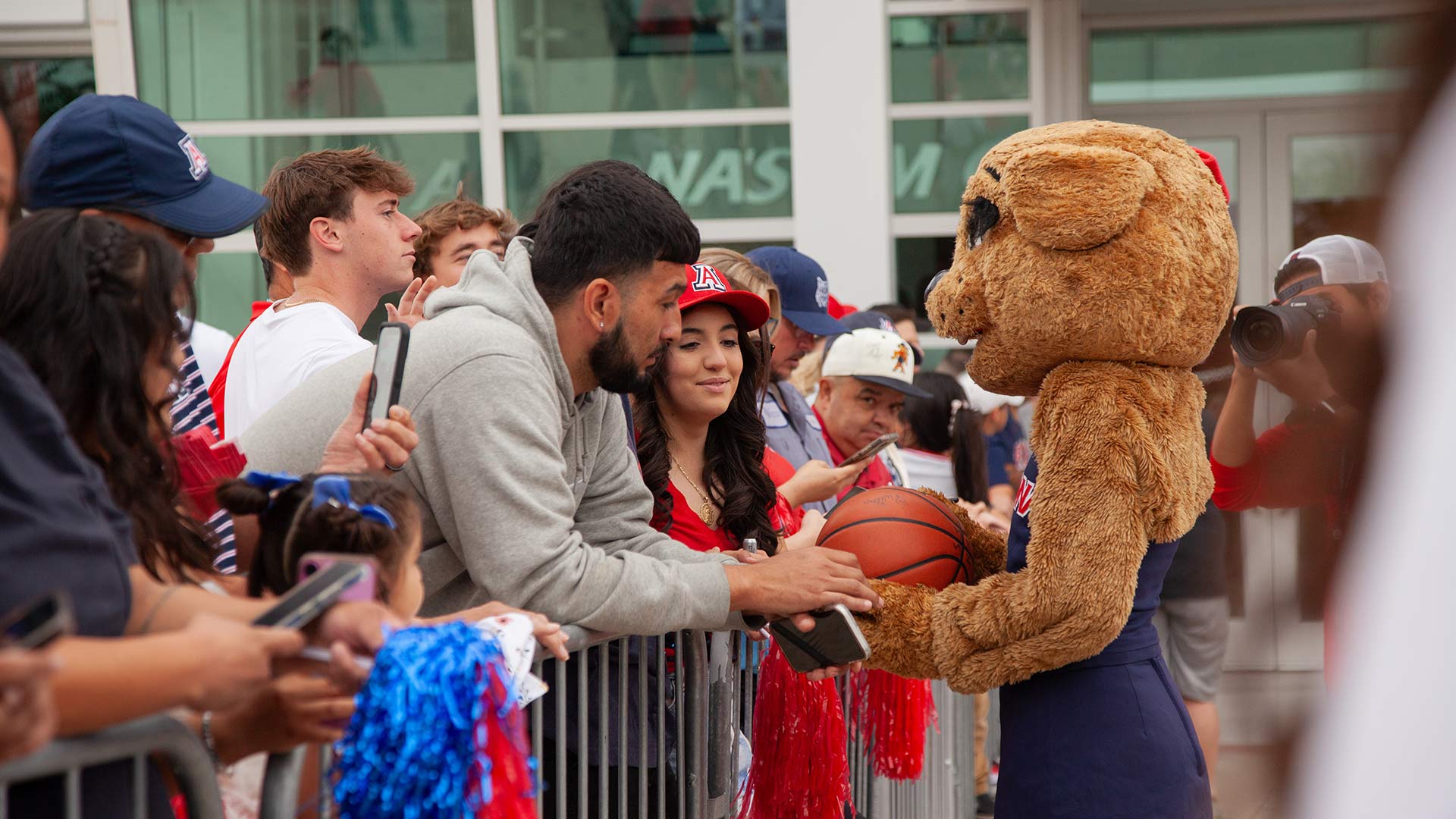Arizona basketball championship dream ends at NCAA Final Four