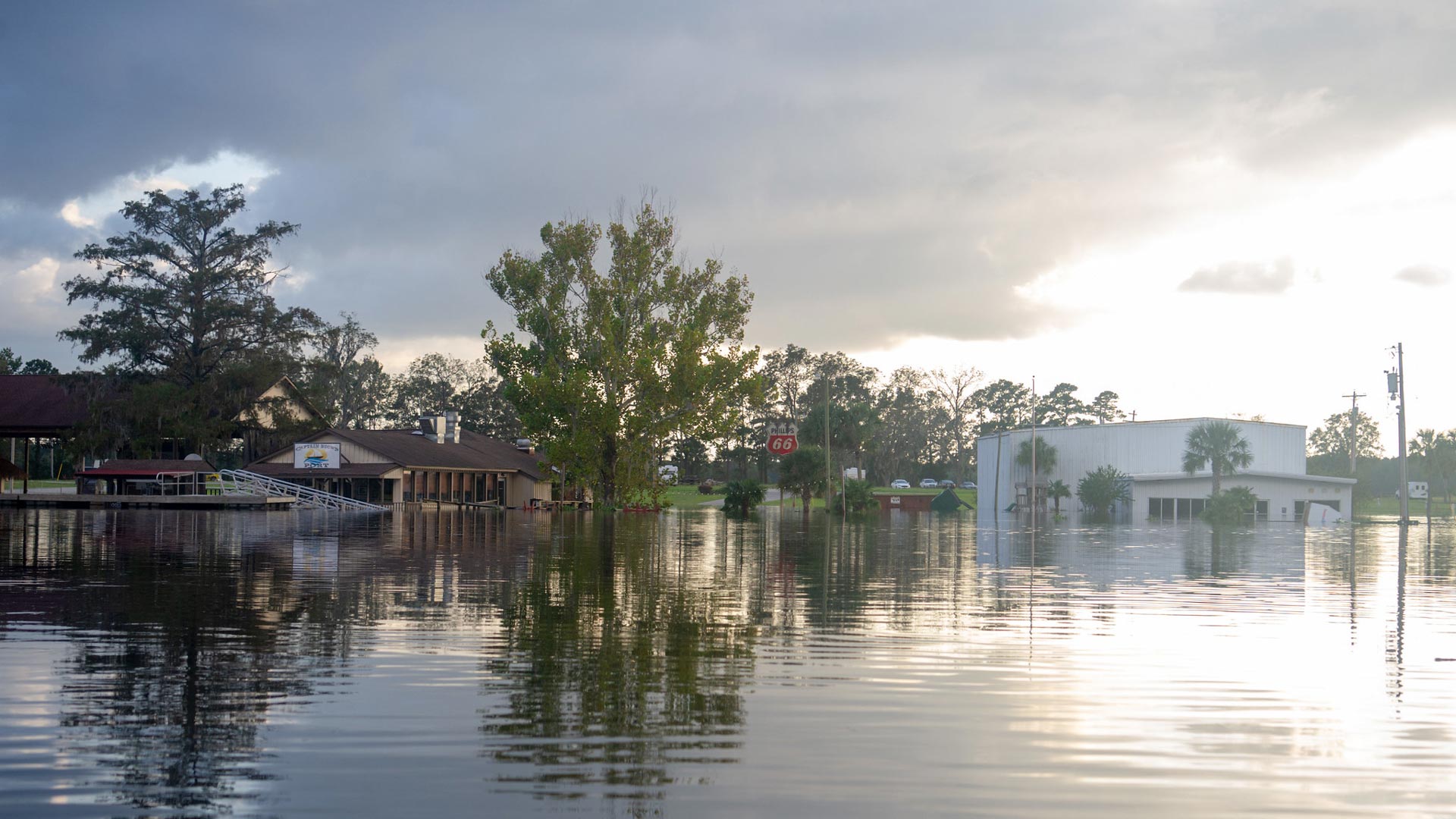 Controversial plan confronts reality of climate change