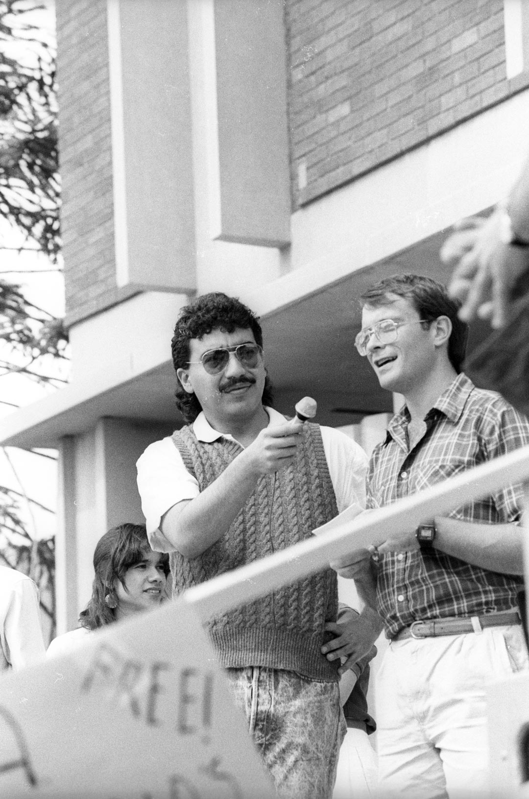 Javier Duran microphone 1990