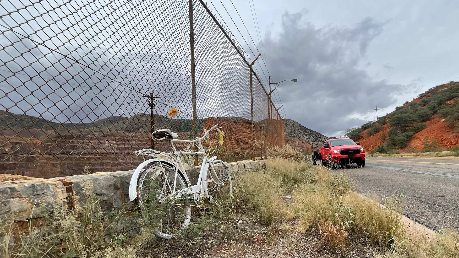 Lucy Darling has Tucson in the palm of their hand - AZPM