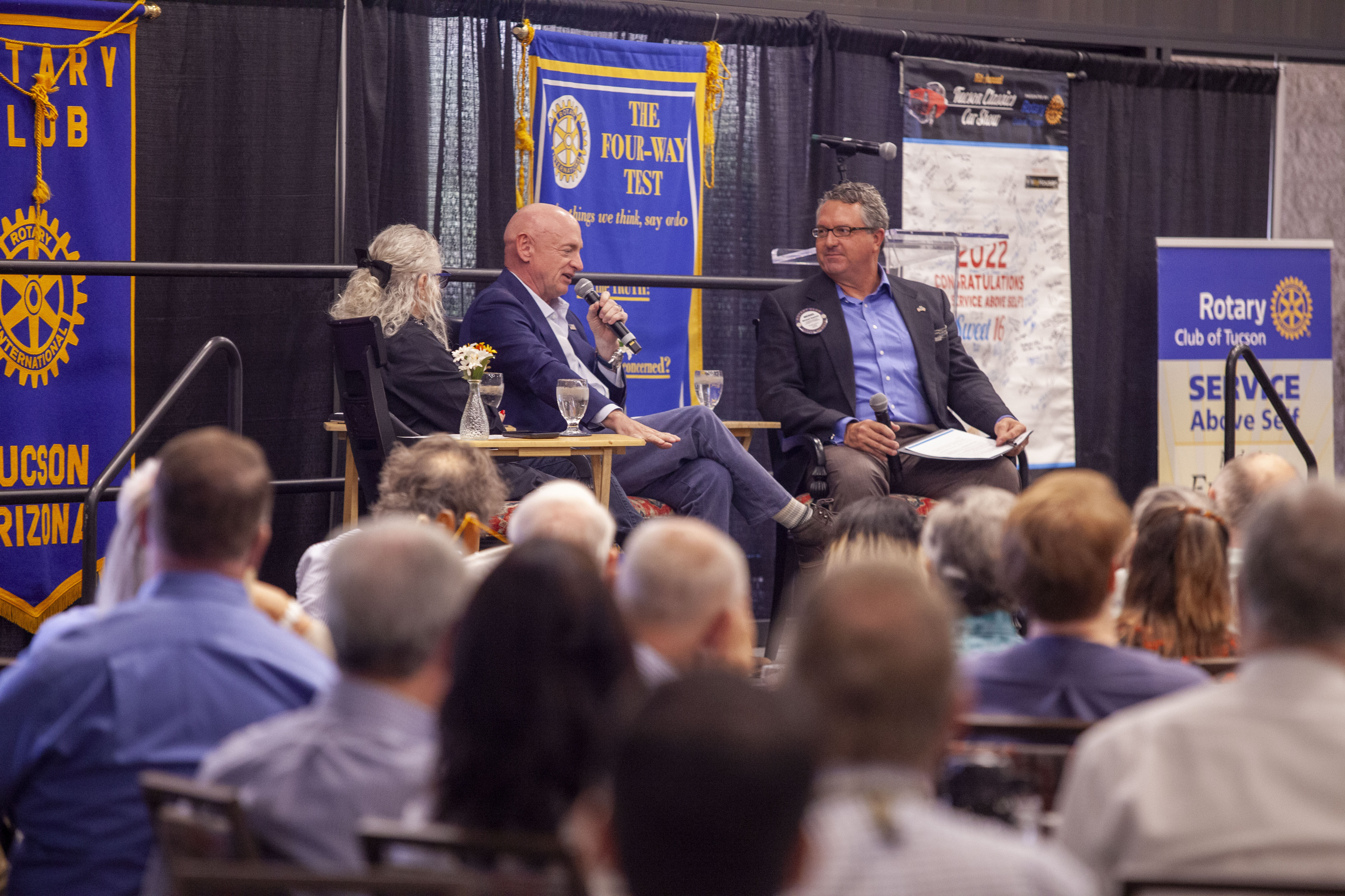 In Tucson, Sen. Mark Kelly highlights Artemis II mission, warns of economic strain